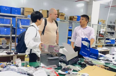 robot window cleaner manufacturer