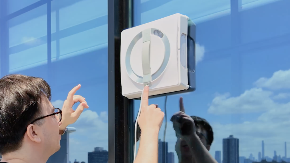 I'm obsessed with this brilliant robot window cleaner — here's why it's worth every penny | Tom's Guide